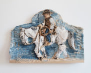 Cowboy III (Relief), 2018, Linde bemalt, 30 x 40 x 5 cm